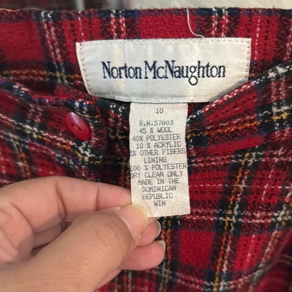 Norton McNaughton Red Flat Front Tartan Shorts - Picture 4 of 6